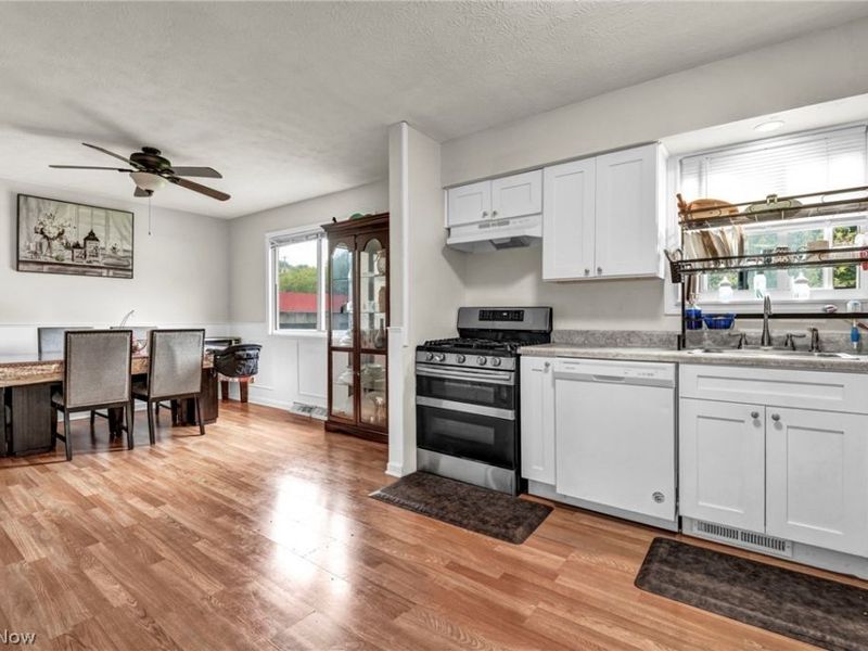 1371 Sorin Avenue, Akron, OH 44310 Photo 6