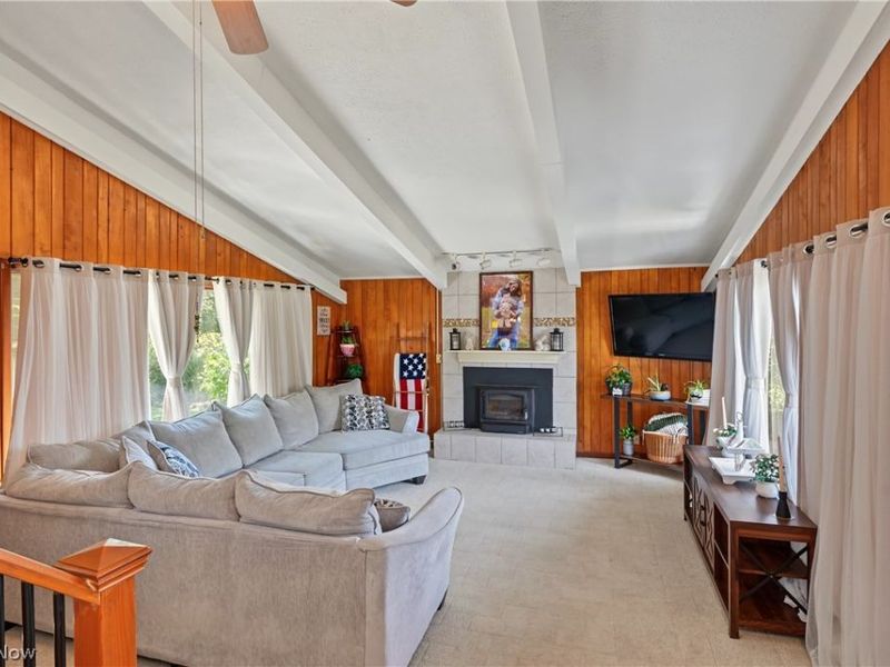 819 Sunset View Boulevard, Tallmadge, OH 44278 Photo 14