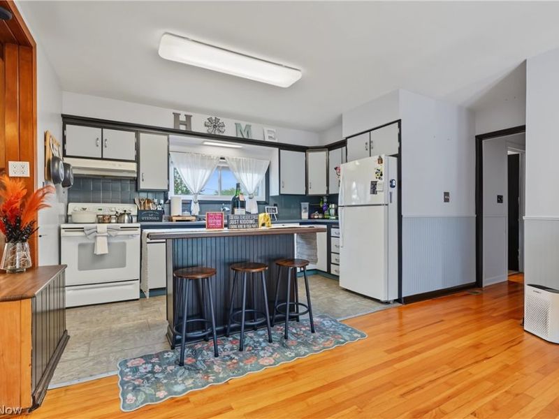 819 Sunset View Boulevard, Tallmadge, OH 44278 Photo 7
