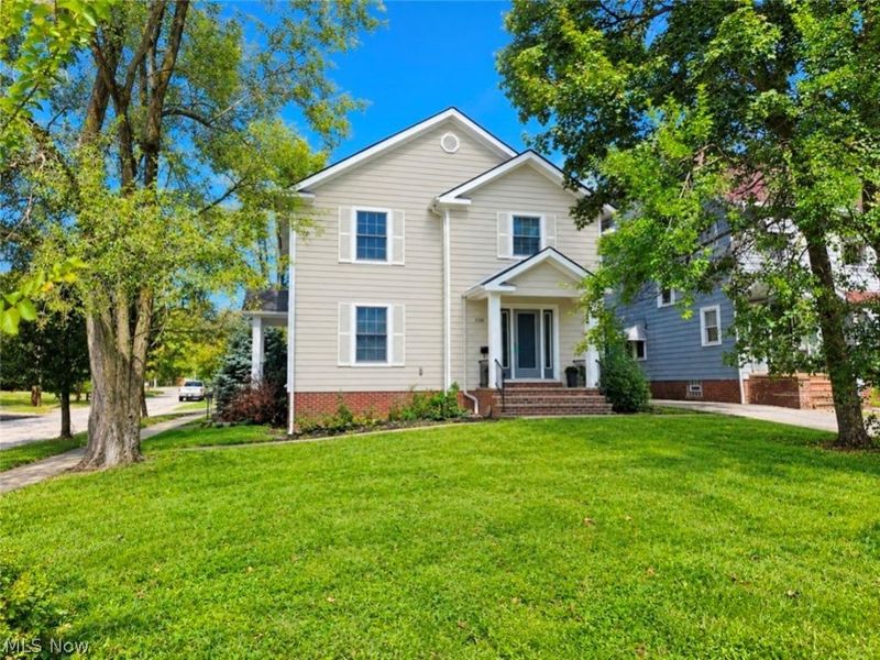 17409 Chagrin Boulevard, Shaker Heights, OH 44120 Photo 2
