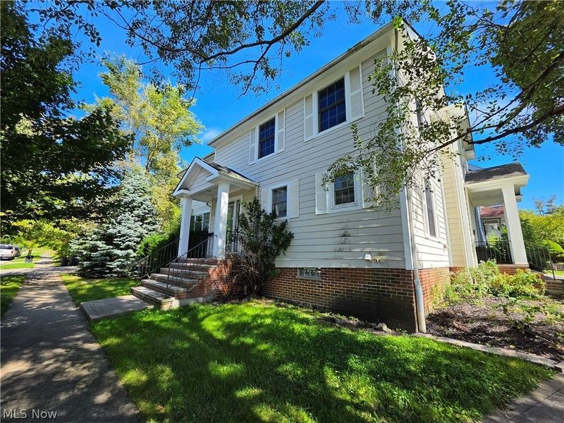 17409 Chagrin Boulevard, Shaker Heights, OH 44120 Photo 3