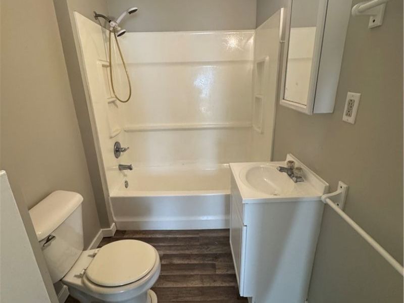 423 7th Street, Fairport Harbor, OH 44077 Photo 11