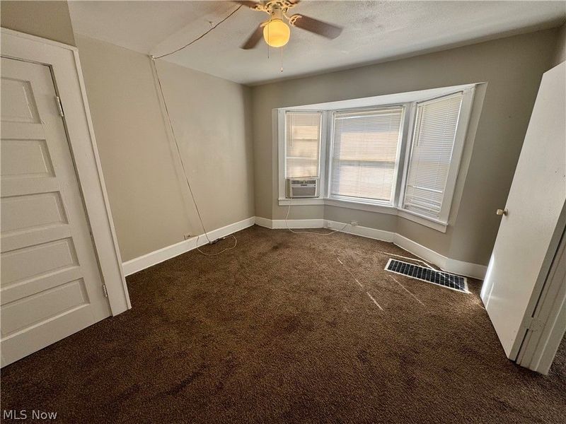 423 7th Street, Fairport Harbor, OH 44077 Photo 6