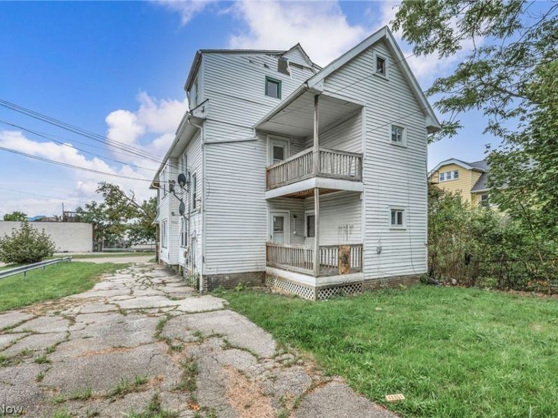 3477 E 142 Street, Cleveland, OH 44120 Photo 24