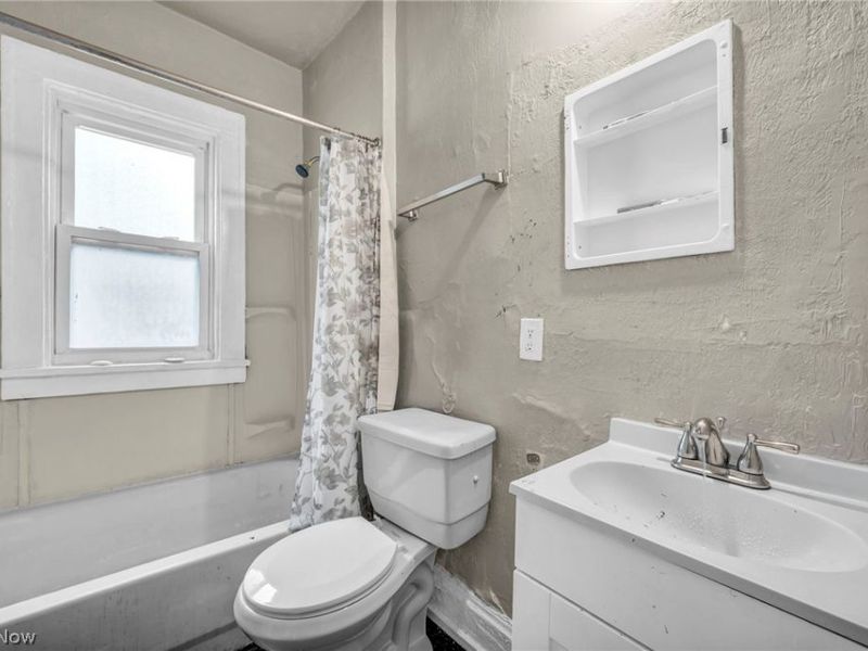3477 E 142 Street, Cleveland, OH 44120 Photo 9