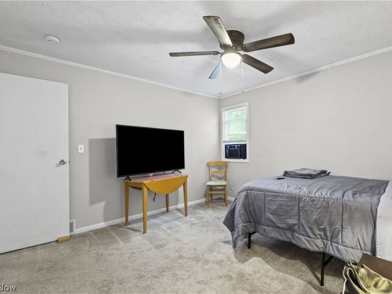 3400 S Main Street, Akron, OH 44319 Photo 14