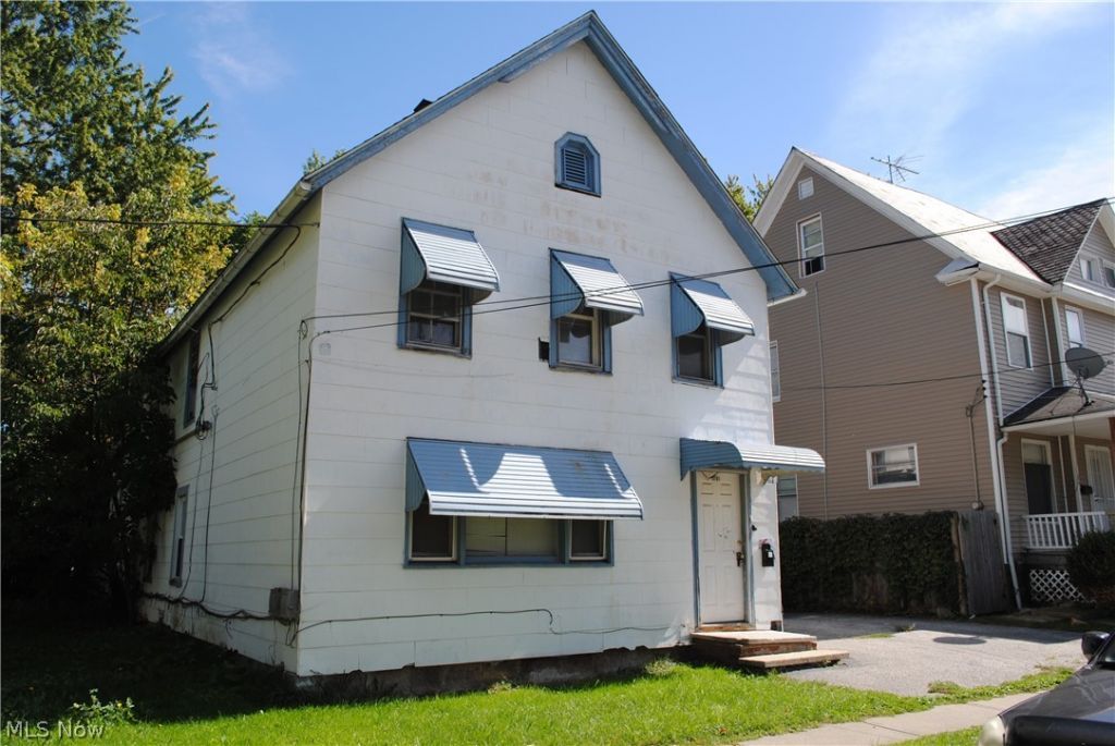 3791 W 38th Street, Cleveland, OH 44109 Main Photo