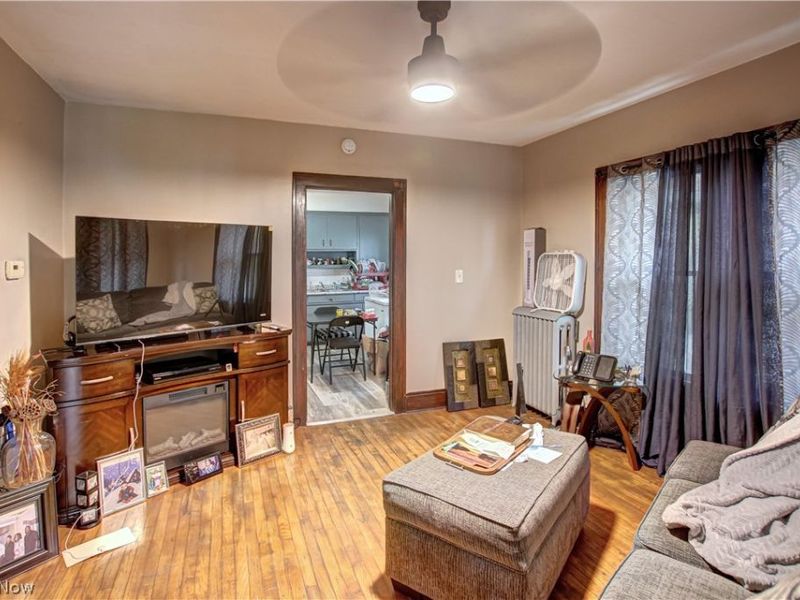 719 E 157th Street, Cleveland, OH 44110 Photo 4
