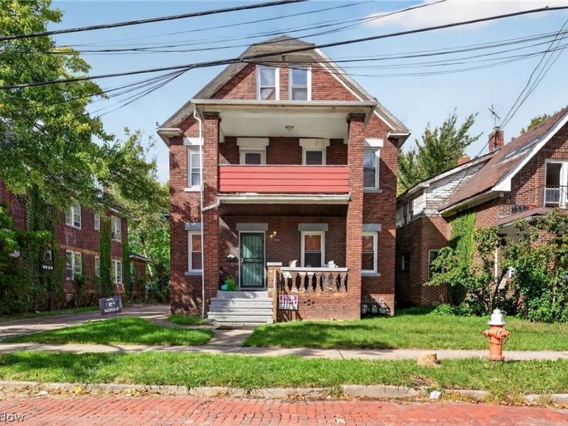 15733 Halliday Avenue, Cleveland, OH 44110 Photo 2