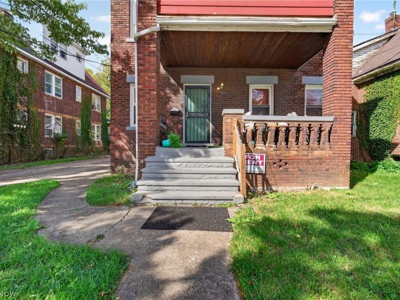 15733 Halliday Avenue, Cleveland, OH 44110 Photo 3