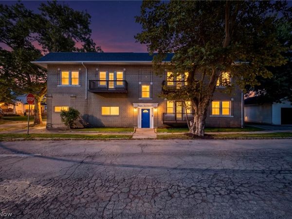4225 W 22nd Street , Cleveland, OH 44109