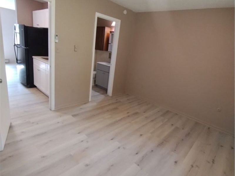 31 1/2 Elm Street, Unit C2, Struthers, OH 44471 Photo 6