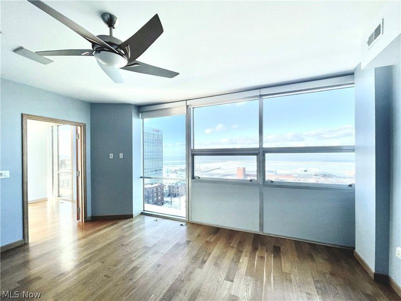 701 W Lakeside Avenue, Unit 1110, Cleveland, OH 44113 Photo 15