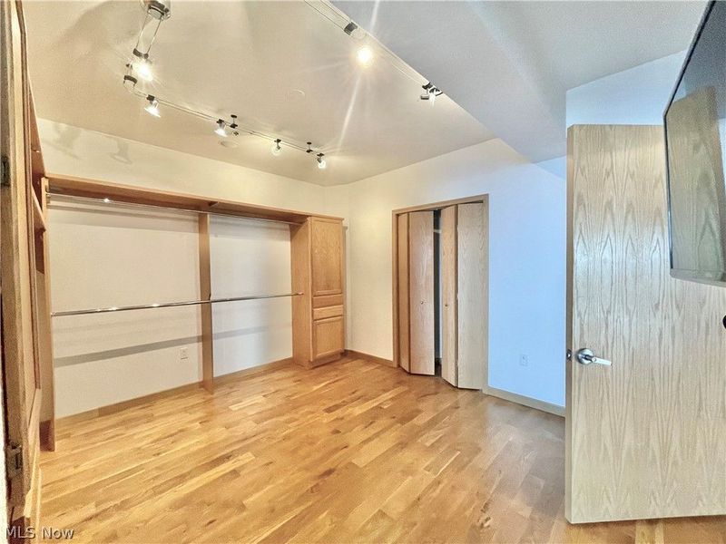 701 W Lakeside Avenue, Unit 1110, Cleveland, OH 44113 Photo 19
