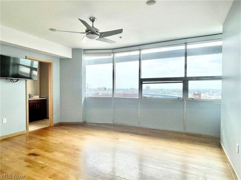 701 W Lakeside Avenue, Unit 1110, Cleveland, OH 44113 Photo 25