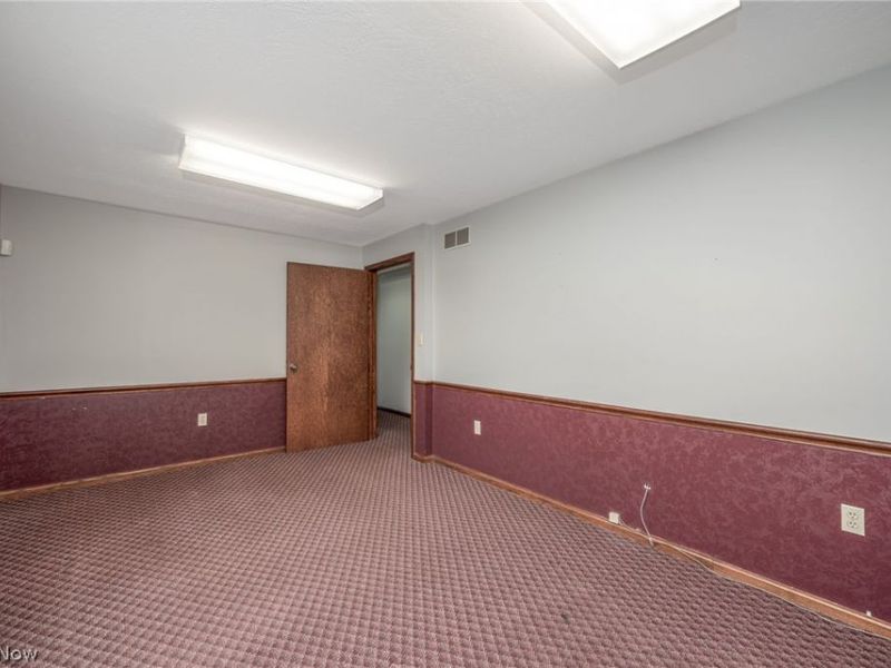 4222 State Route 43, Unit B, Kent, OH 44240 Photo 16