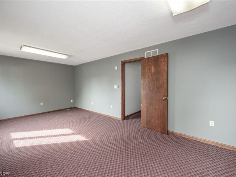 4222 State Route 43, Unit B, Kent, OH 44240 Photo 21