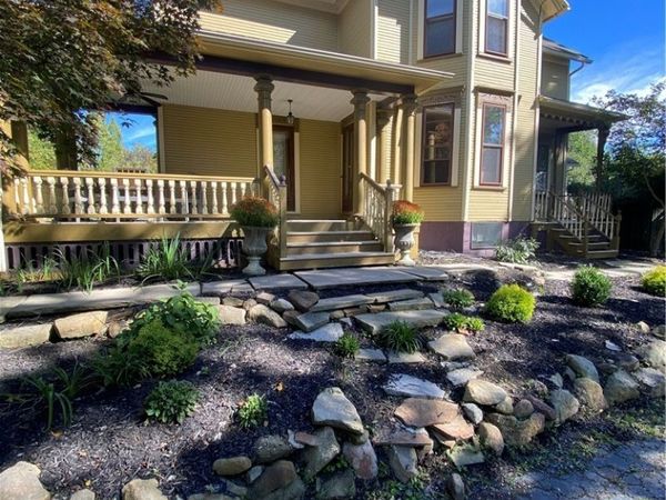 88 E Streetsboro Street, Hudson, OH 44236