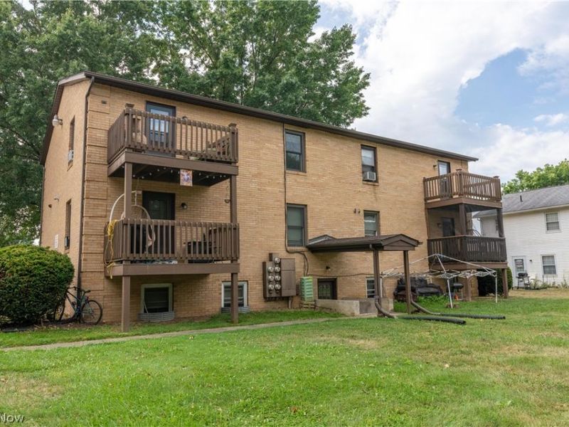 10188 Hess Mill Road NE, Bolivar, OH 44612 Photo 2