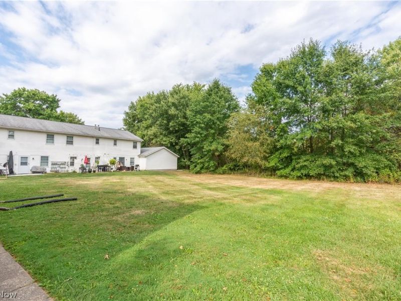 10188 Hess Mill Road NE, Bolivar, OH 44612 Photo 3