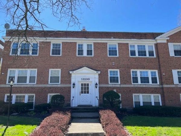 13200 Fairhill Road, Shaker Heights, OH 44120
