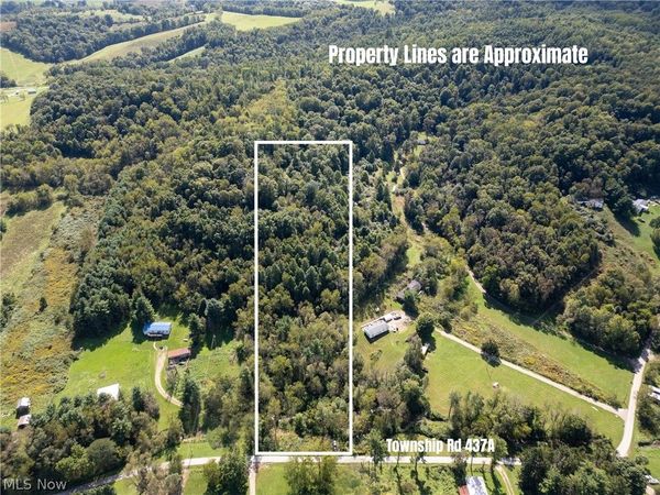 37817 Township Road 437a , Dresden, OH 43821