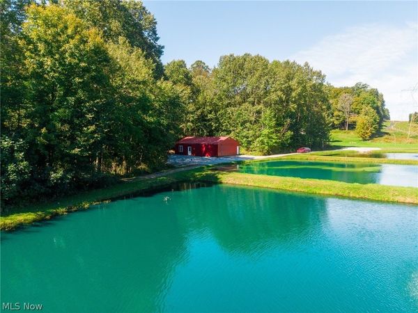 NE Baird Avenue, Paris, OH 44669