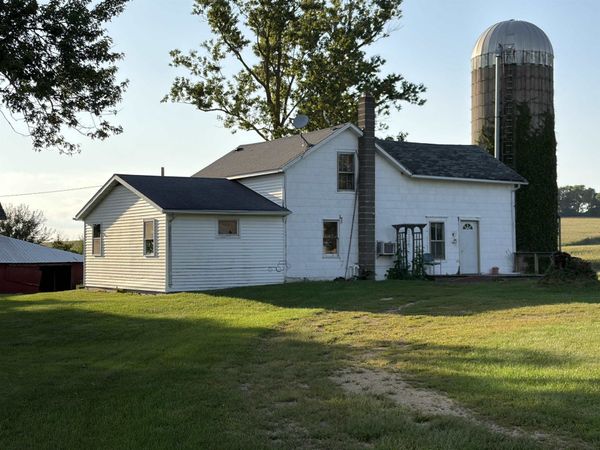 8964 W Babbs Grove, PEARL CITY, IL 11895