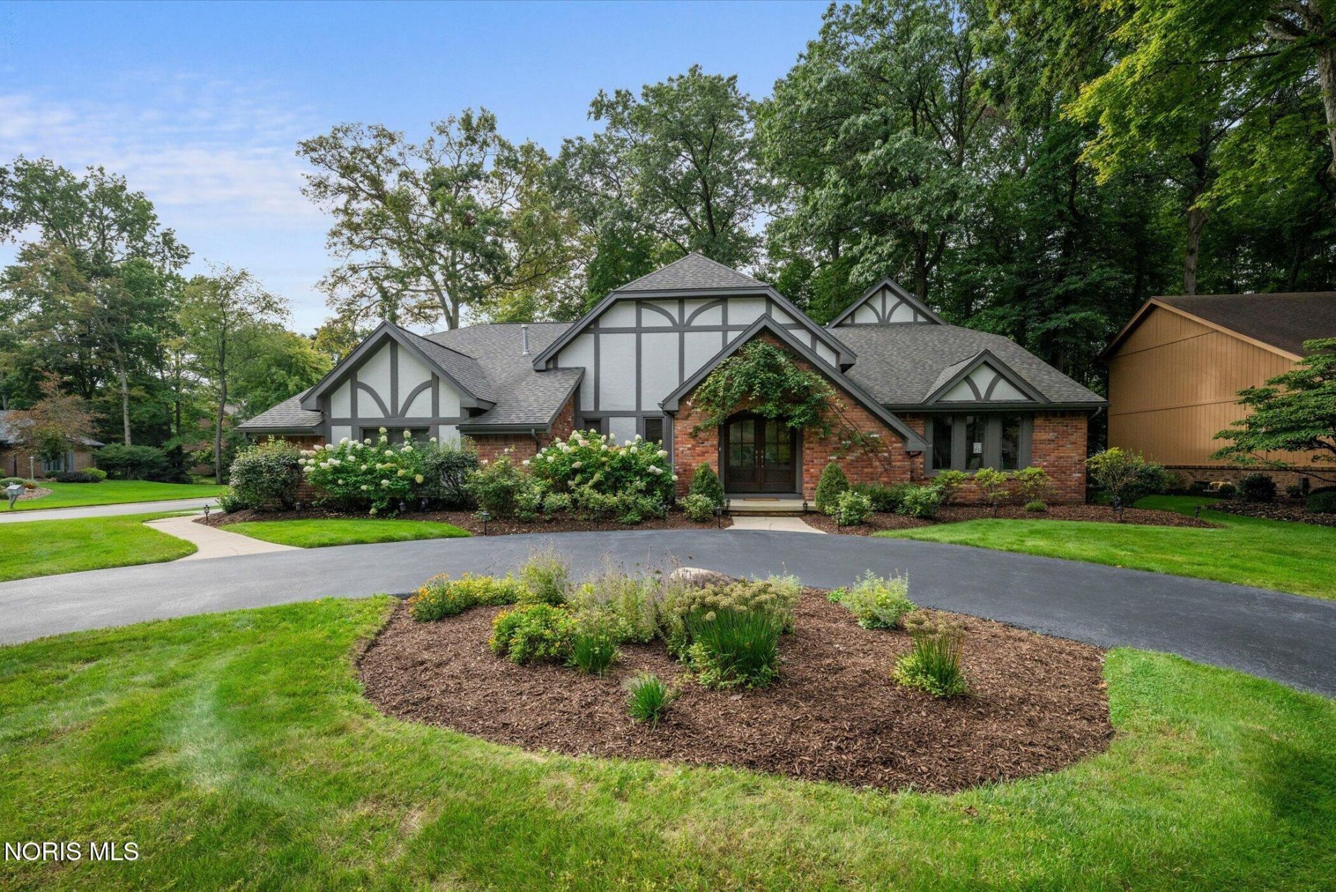 5925 Miakonda Trail , Sylvania, OH 43560 Main Photo
