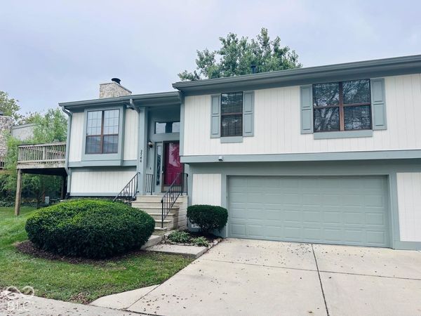 2746 Lakeshire Lane, Indianapolis, IN 46268