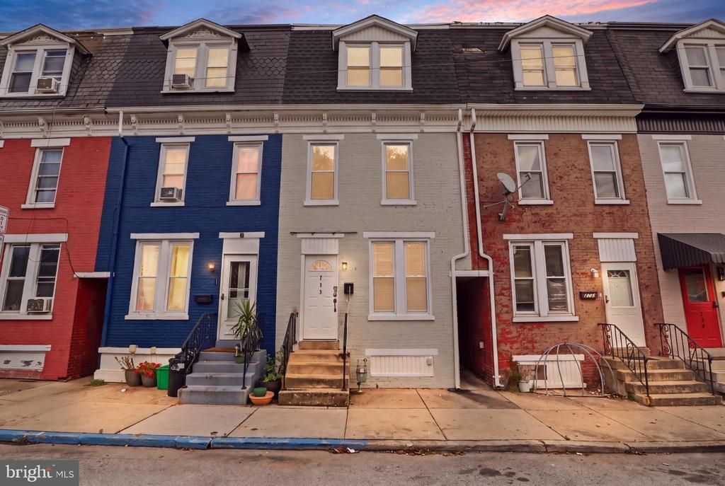 735 S BEAVER STREET, YORK, PA 17401