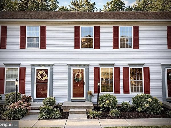 552 DOWNINGTON COURT, HARRISBURG, PA 17112
