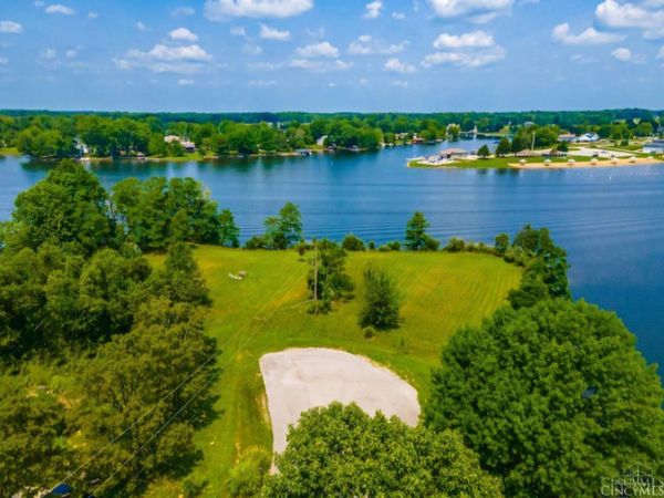 18 Mohican Cove West, Franklin Twp, OH 45171