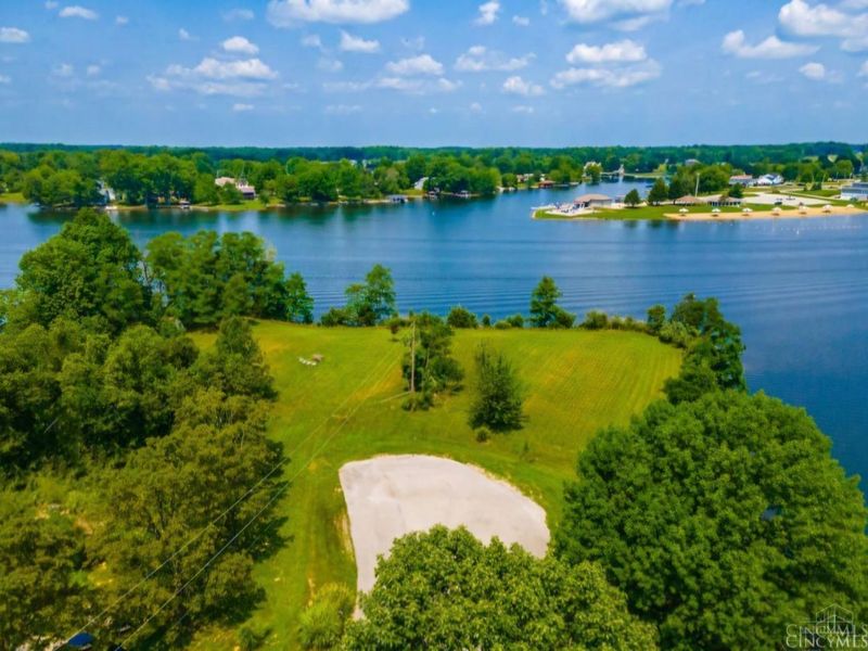 18 Mohican Cove West, Franklin Township, OH 45171 Photo 1