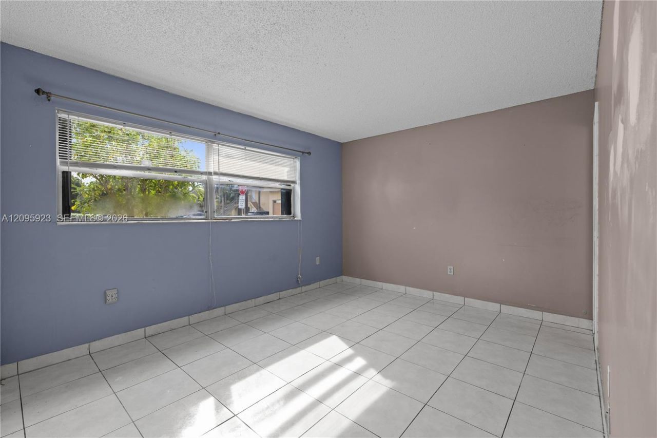 15619 SW 73rd Cir Ter , Unit 10-9, Miami, FL 33193 Photo