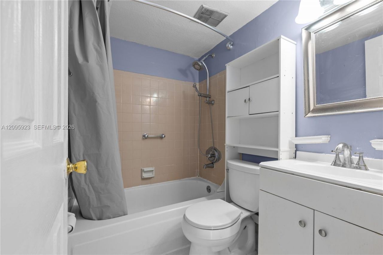 15619 SW 73rd Cir Ter , Unit 10-9, Miami, FL 33193 Photo