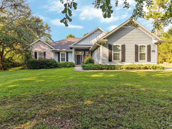 7071 Foxboro Cir, Pace, FL 32571