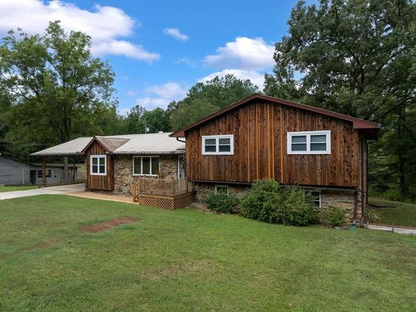 846 MOON Rd, Jasper, AL 35501