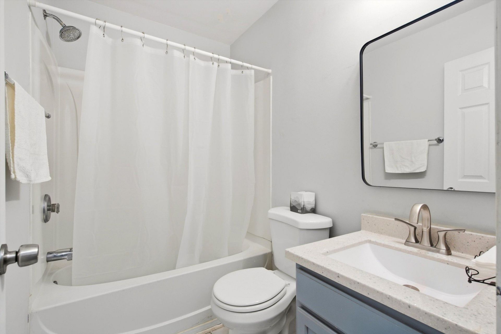 265 Avonshire Drive Photo 23