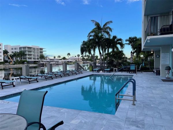 3233 NE 32nd Ave, Unit 601, Fort Lauderdale, FL 33308