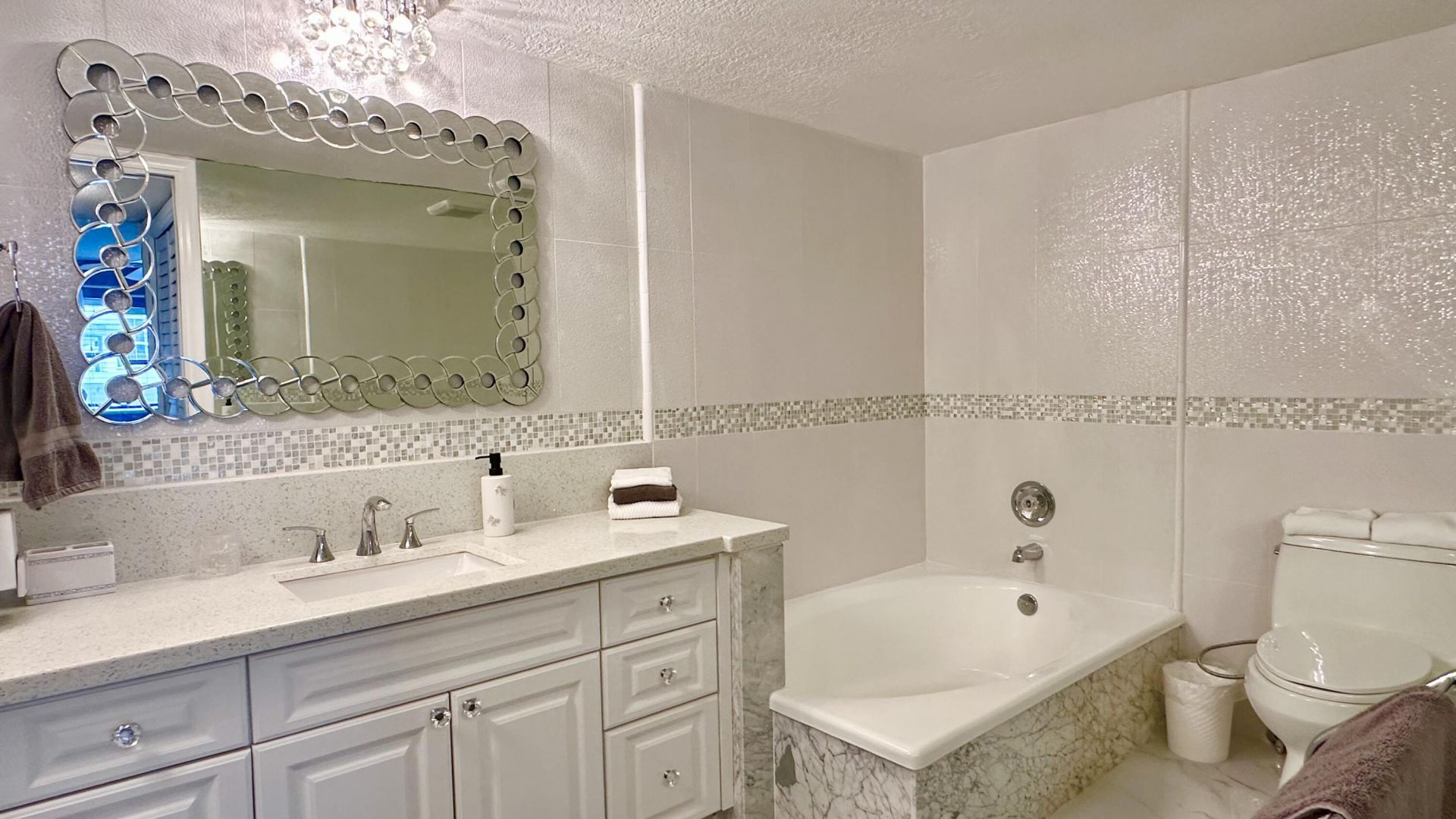1901 N Ocean Boulevard, Unit 4B, Fort Lauderdale, FL 33305 Photo