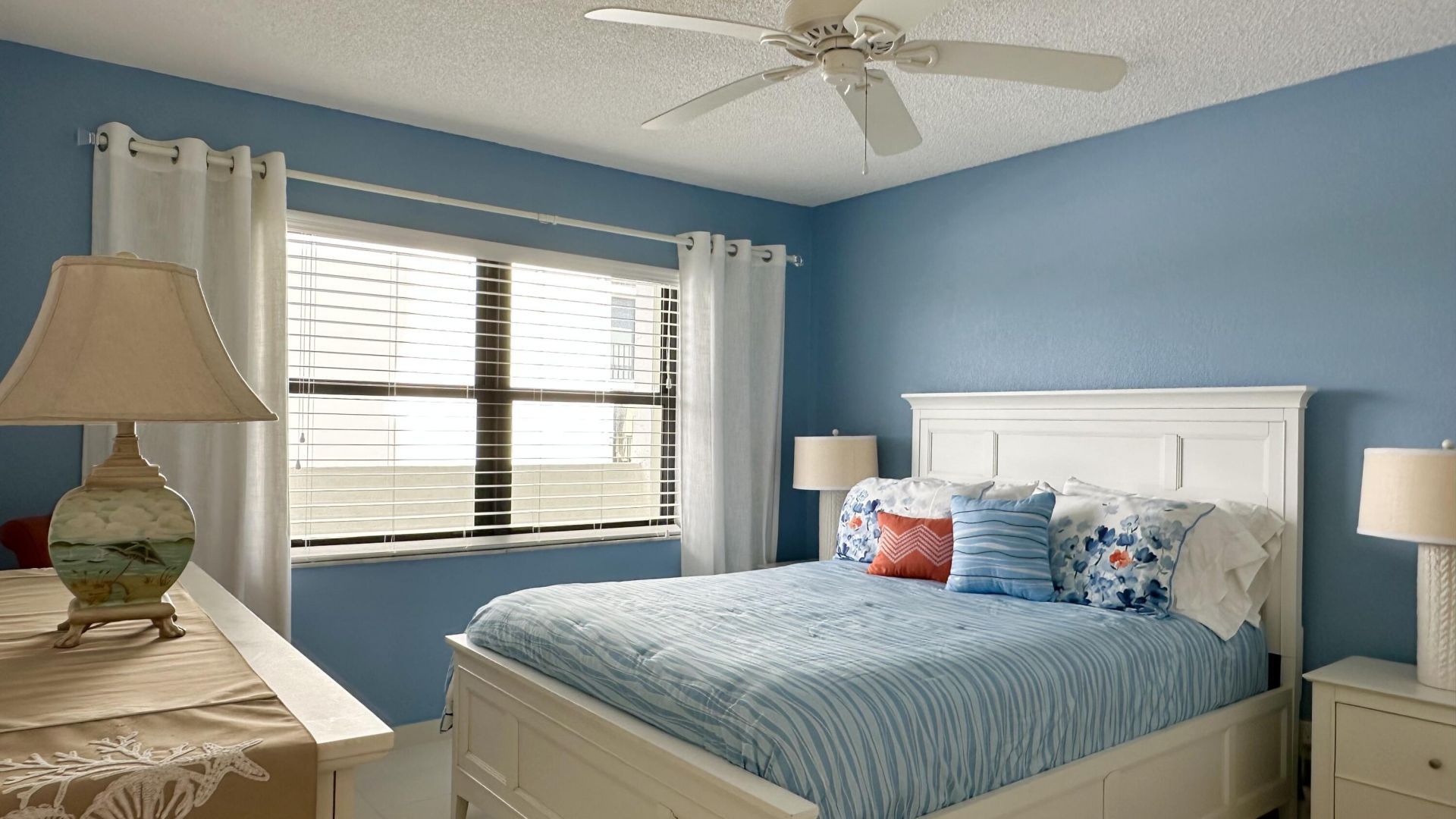 1901 N Ocean Boulevard, Unit 4B, Fort Lauderdale, FL 33305 Photo