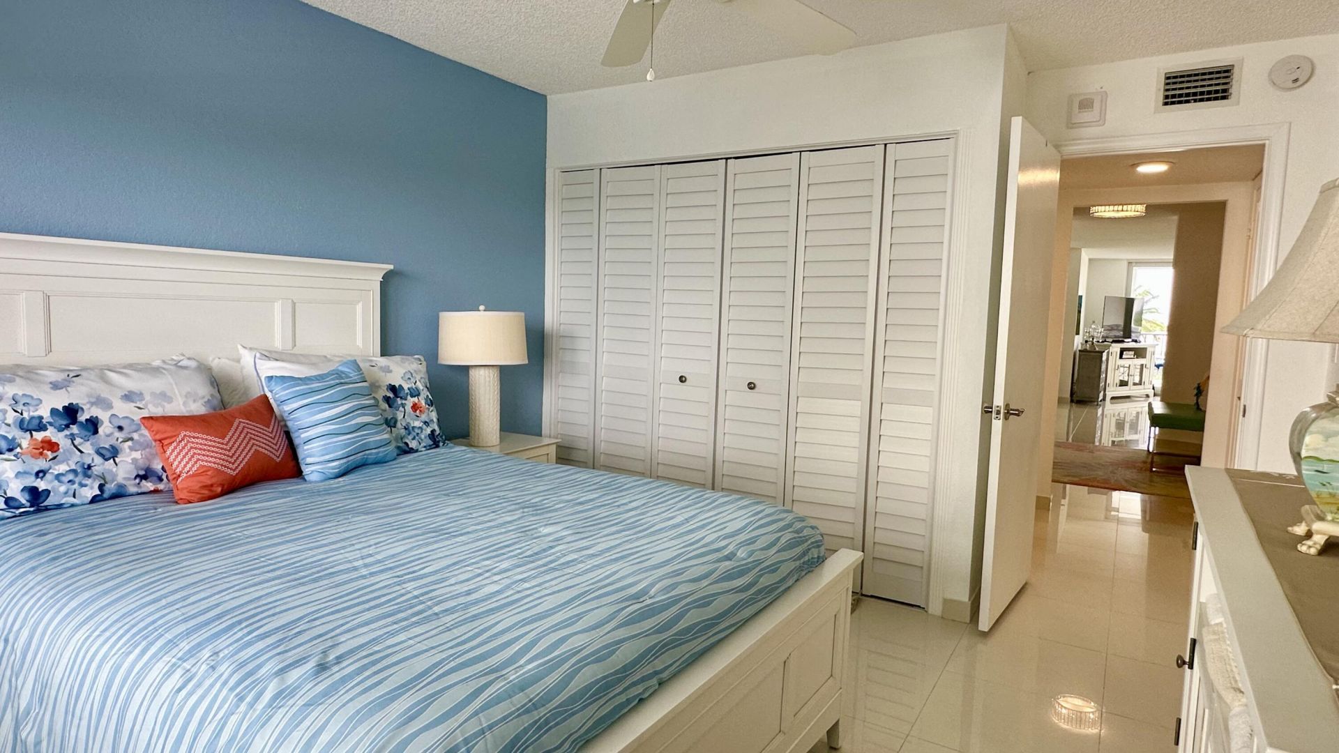1901 N Ocean Boulevard, Unit 4B, Fort Lauderdale, FL 33305 Photo