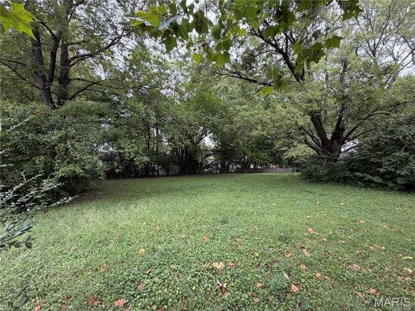 104 Edgewood Drive , Belleville, IL 62223