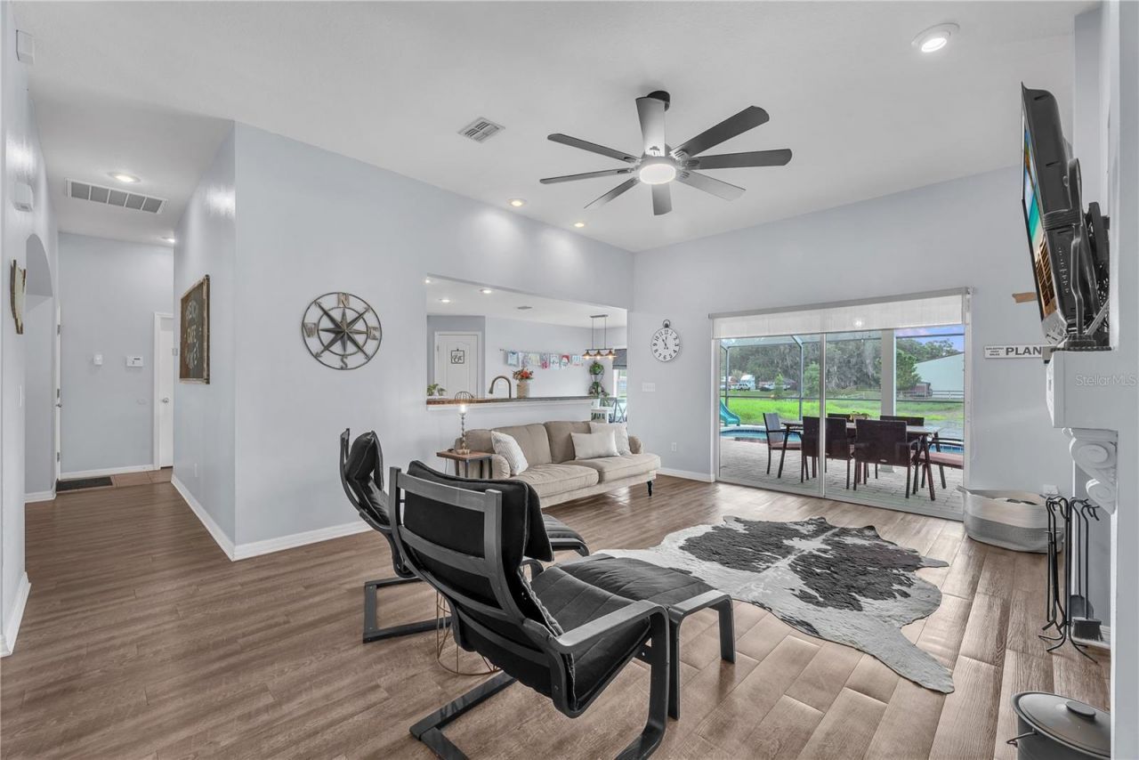 4516 Hawkins Road, Plant City, FL 33567 Photo