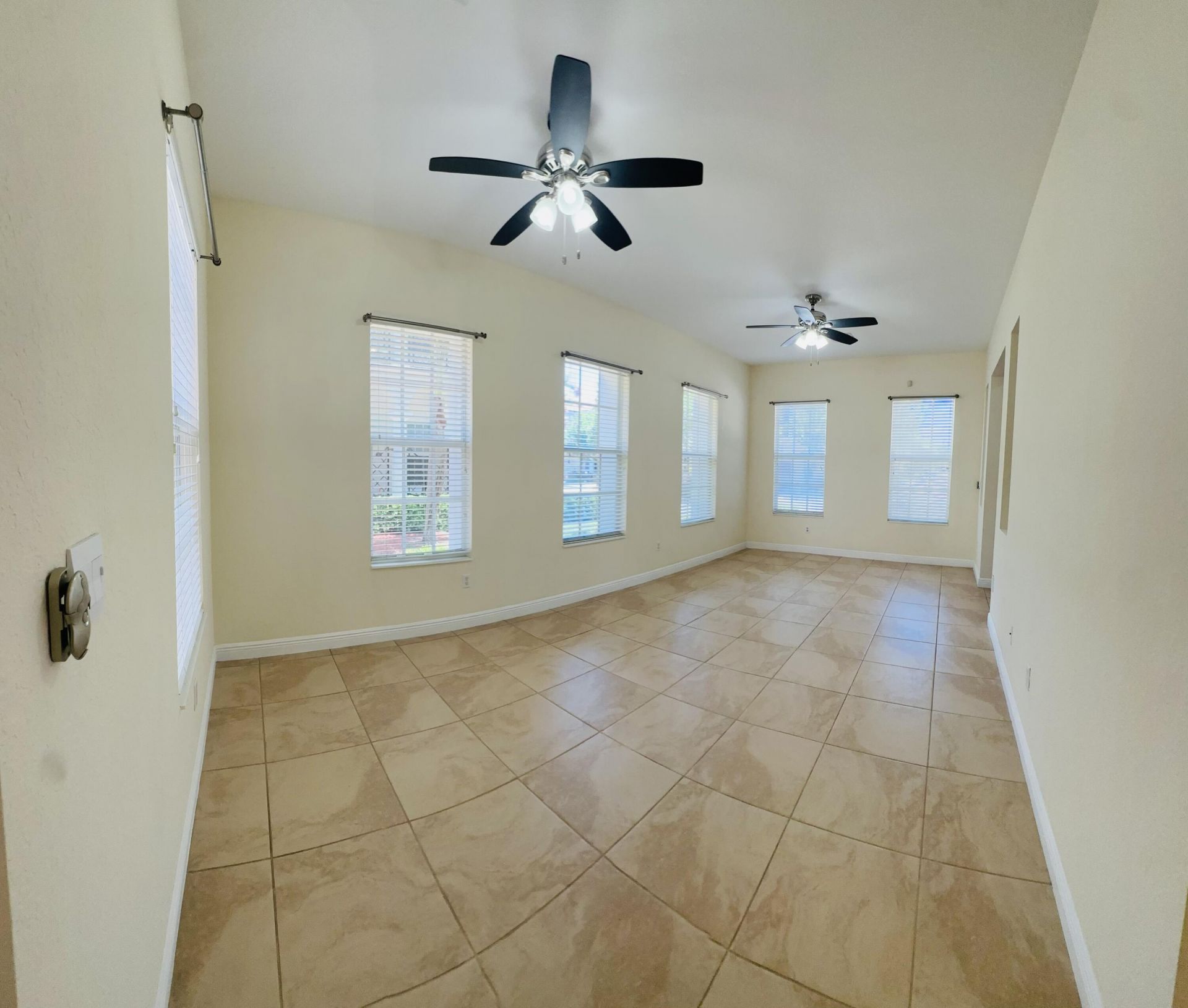 8296 NW 9th Avenue, Boca Raton, FL 33487 Photo