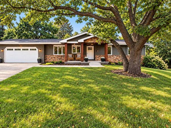 908 Kaymar Lane, Burnsville, MN 55306