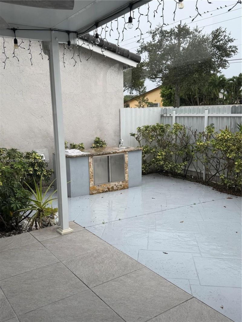 12694 NW 8th Trl , Miami, FL 33182 Photo