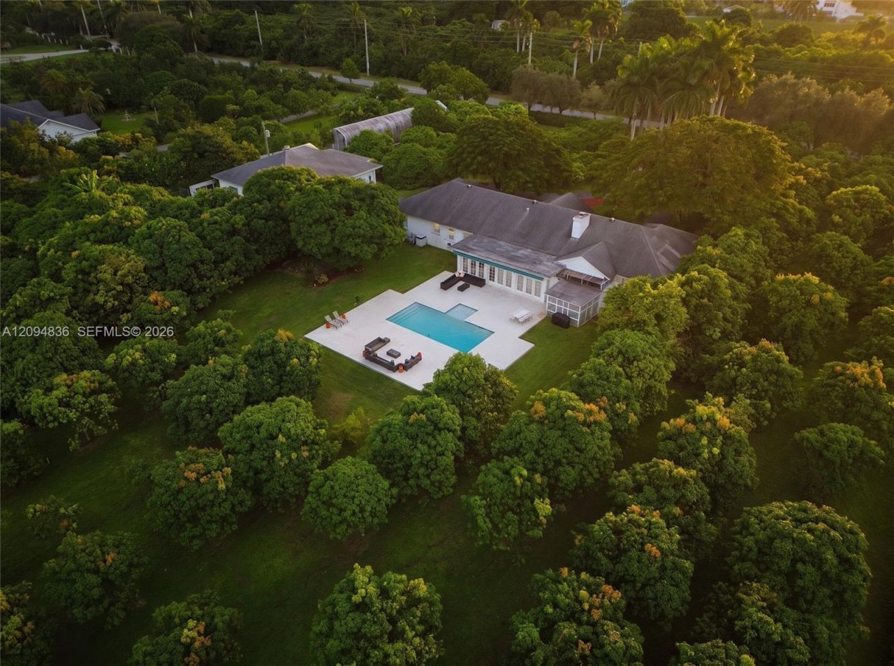 27950 SW 182nd Ave, Homestead, FL 33031 Photo