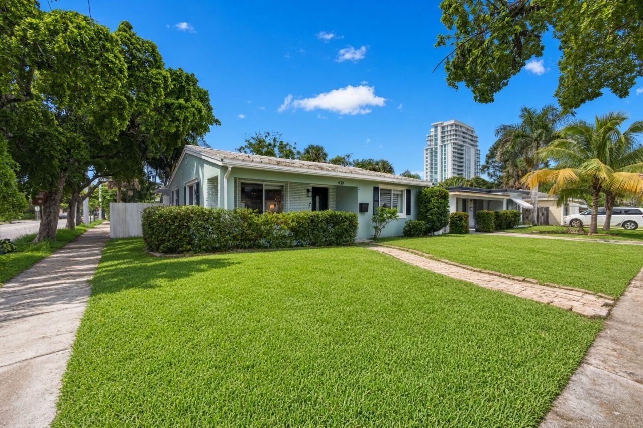 439 45th Street, West Palm Beach, FL 33407 Photo
